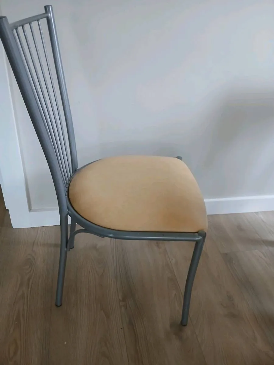 Dining chairs - Image 4