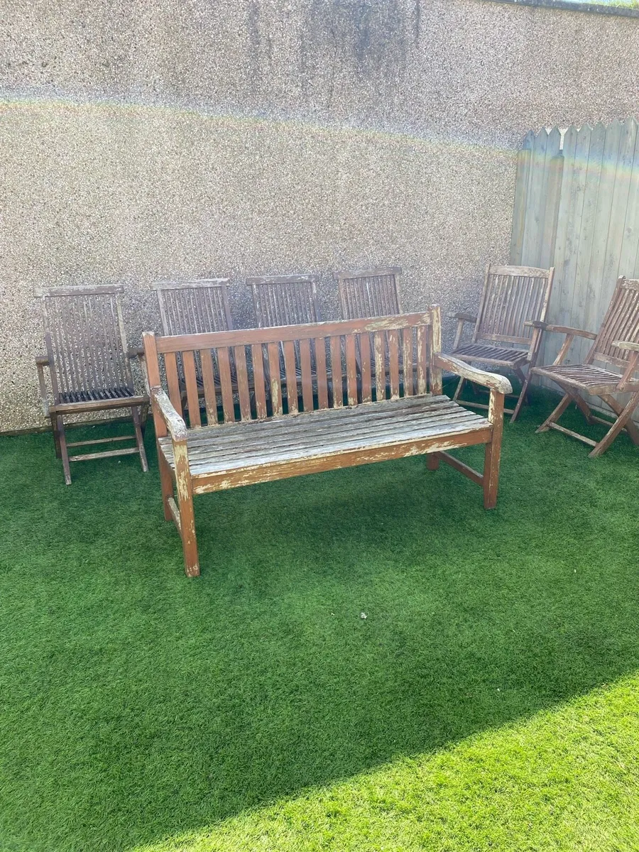 Garden chairs & bench - Image 1