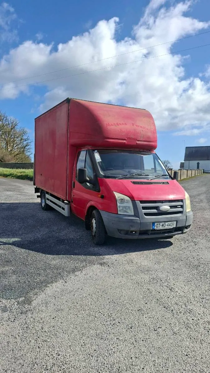 Ford transit luton - Image 1