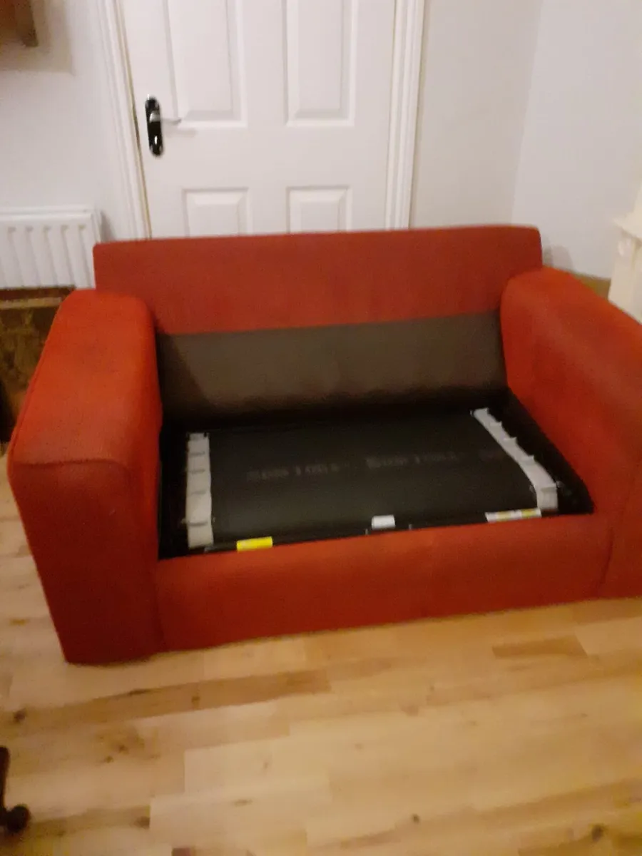 Two seater couch bed - Red - Image 2