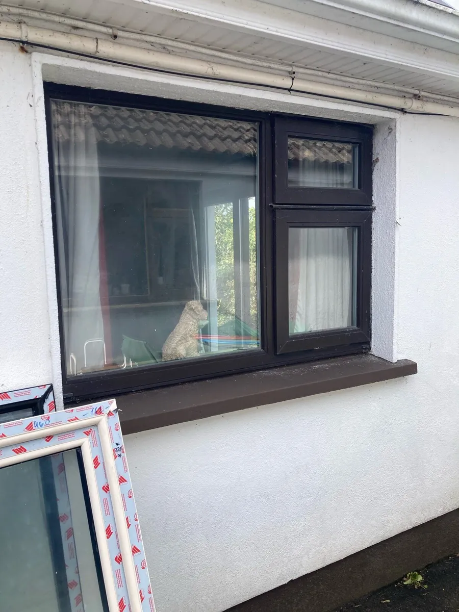 Windows and door - Image 4