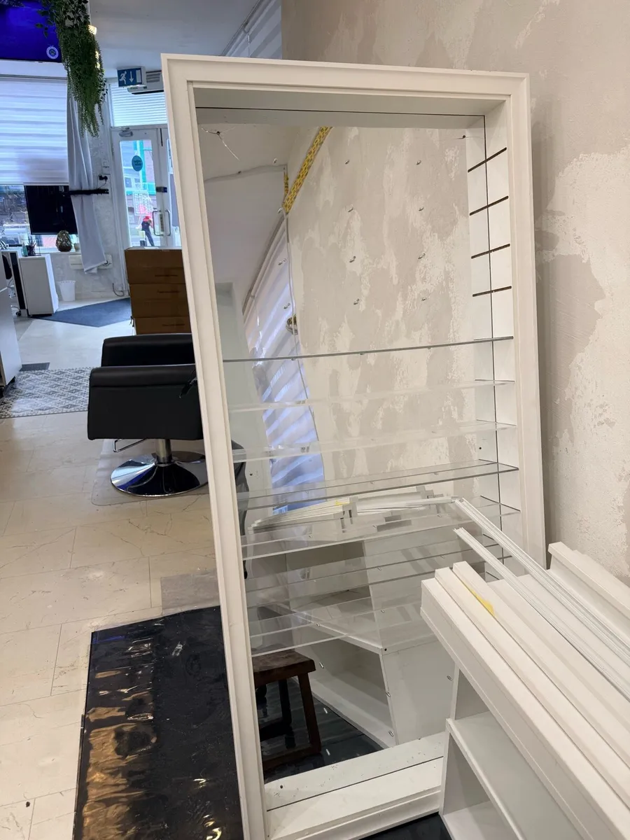 Nail Shelfing Unit with Reflective Mirror - Image 2