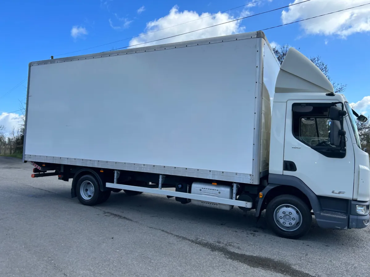 2019 Daf lf180 7.5 ton 20ft box with tail lift - Image 4