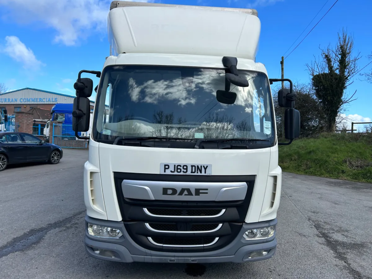 2019 Daf lf180 7.5 ton 20ft box with tail lift - Image 2
