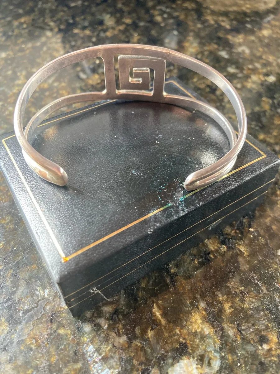 Sterling Silver cuff bangle - Image 3