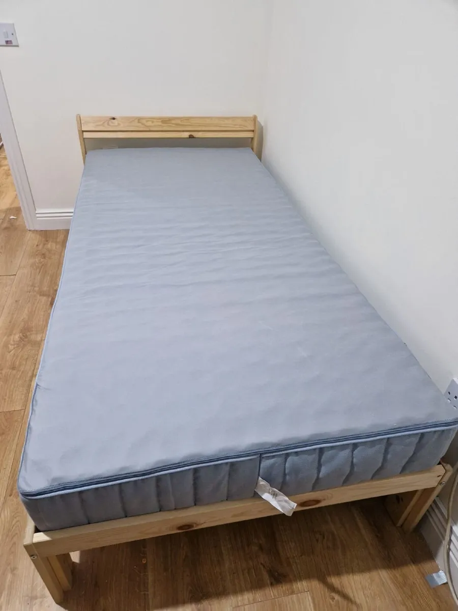 Single Bed - Image 4