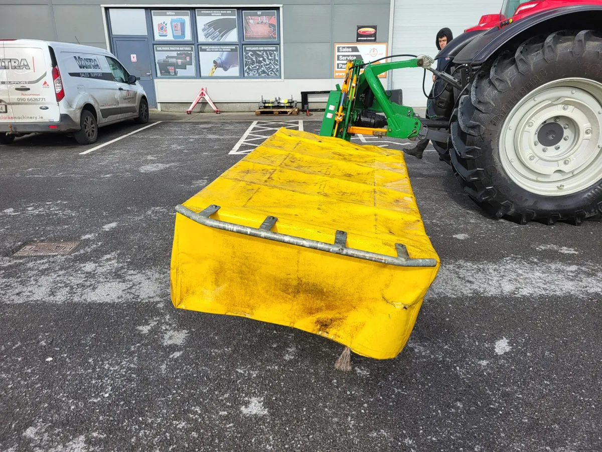 2017 Malone 8ft Disc Mower - Image 2