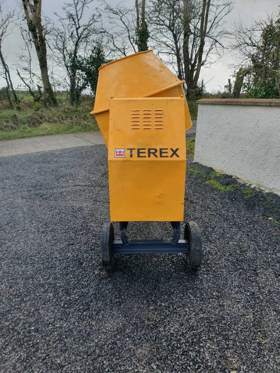 Cement mixer 10/7 - Image 3