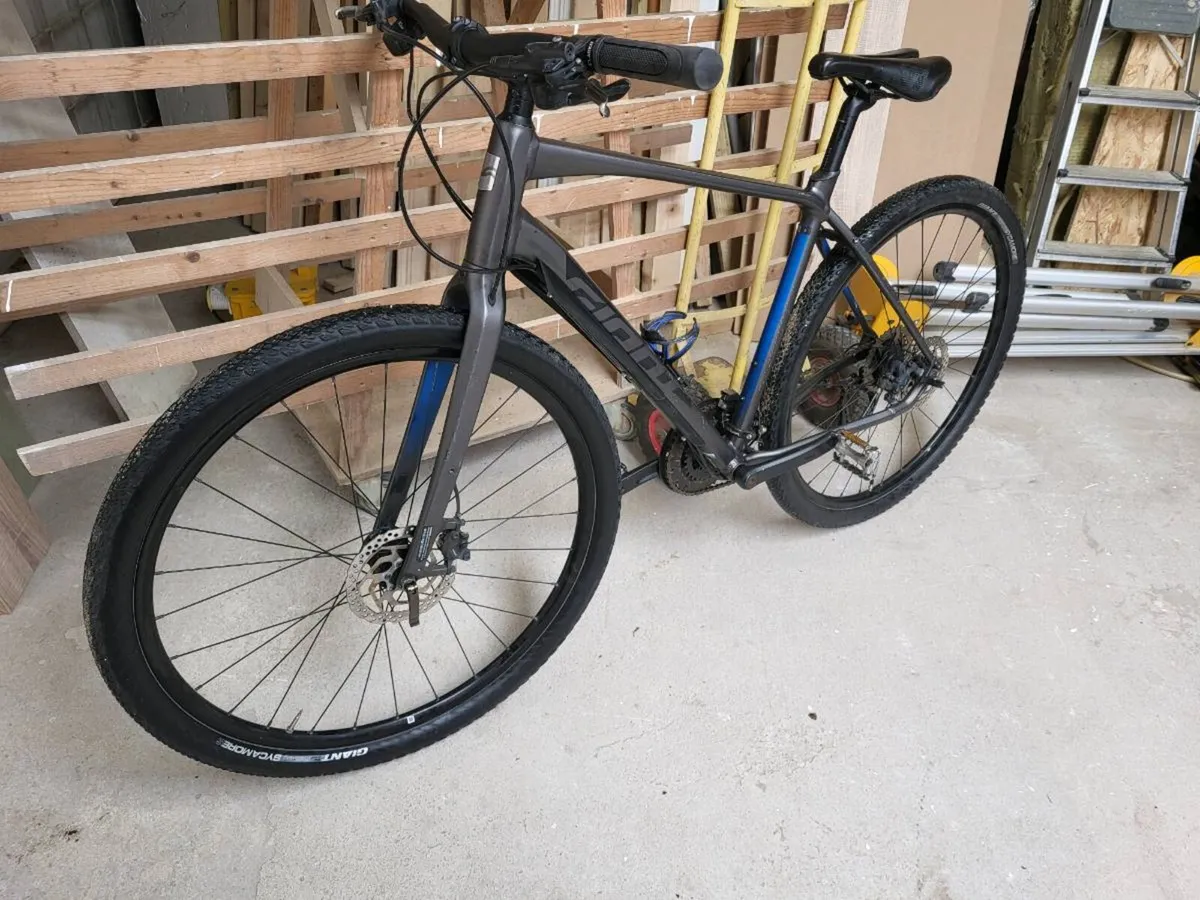 Giant toughroad - Image 3