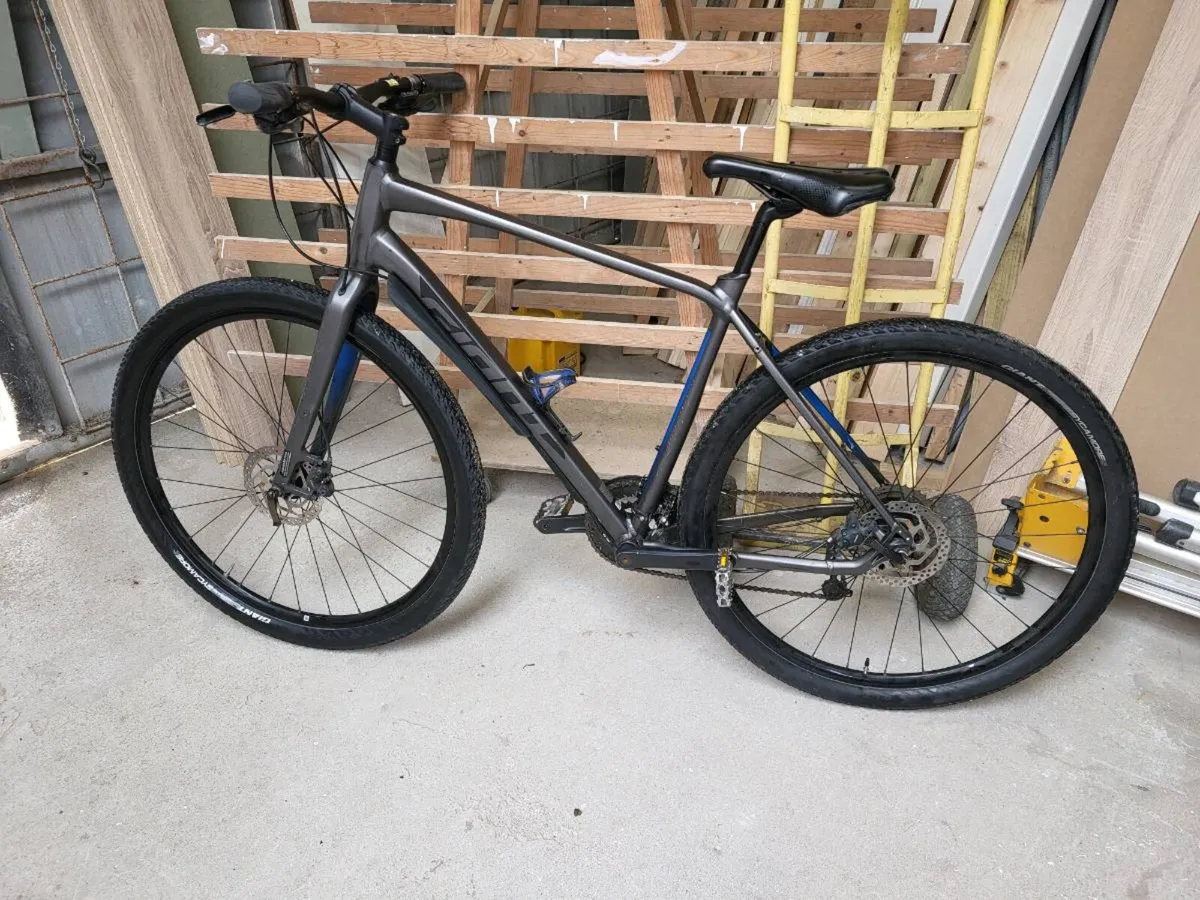 Giant toughroad - Image 4