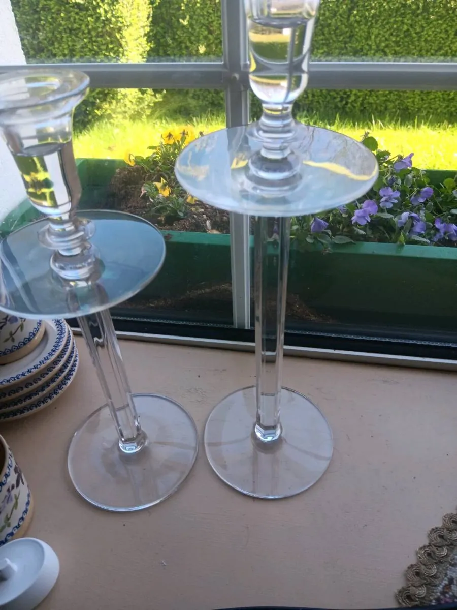 Louise Kennedy candlesticks - Image 1