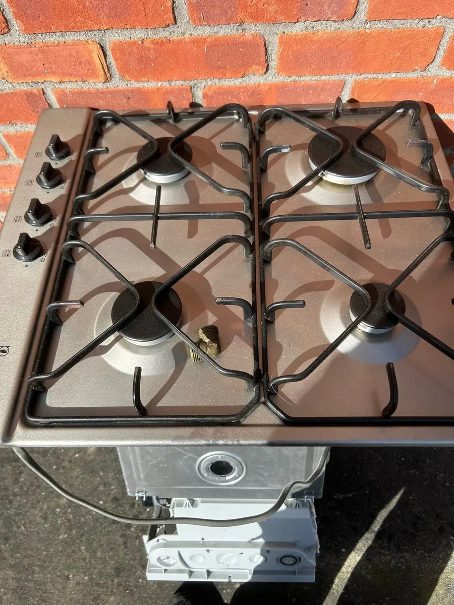 Gas hob - Image 2