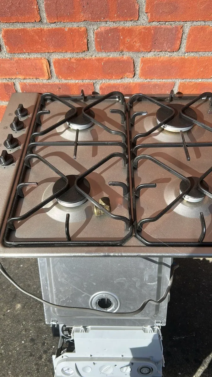 Gas hob - Image 1