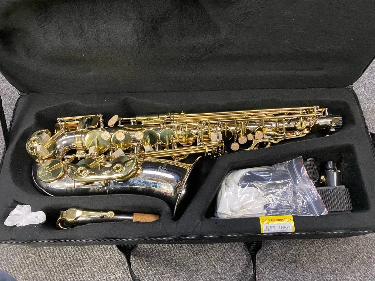 Gear4Music SAS-100NG Alto Sax - Image 1