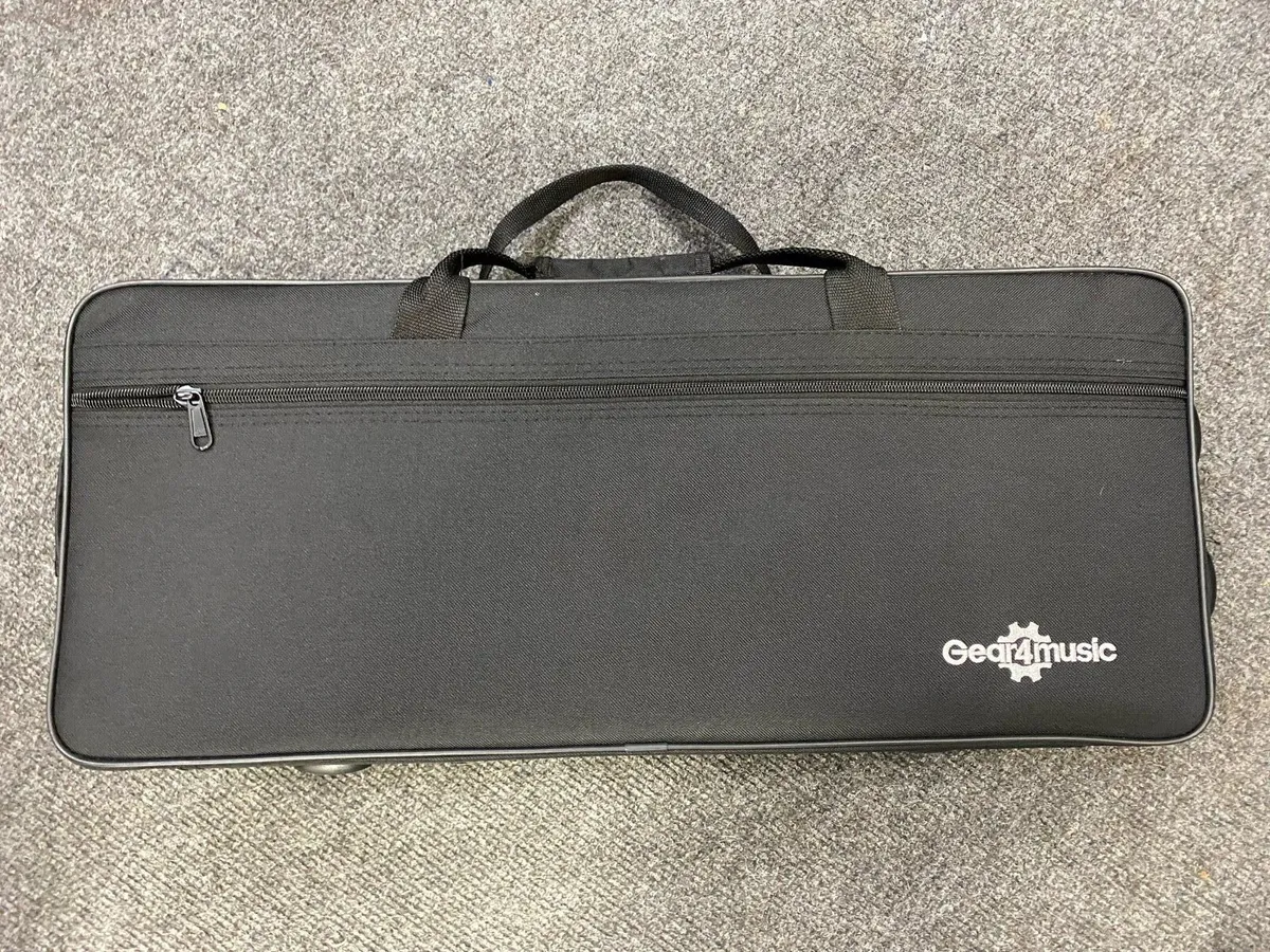 Gear4Music SAS-100NG Alto Sax - Image 3