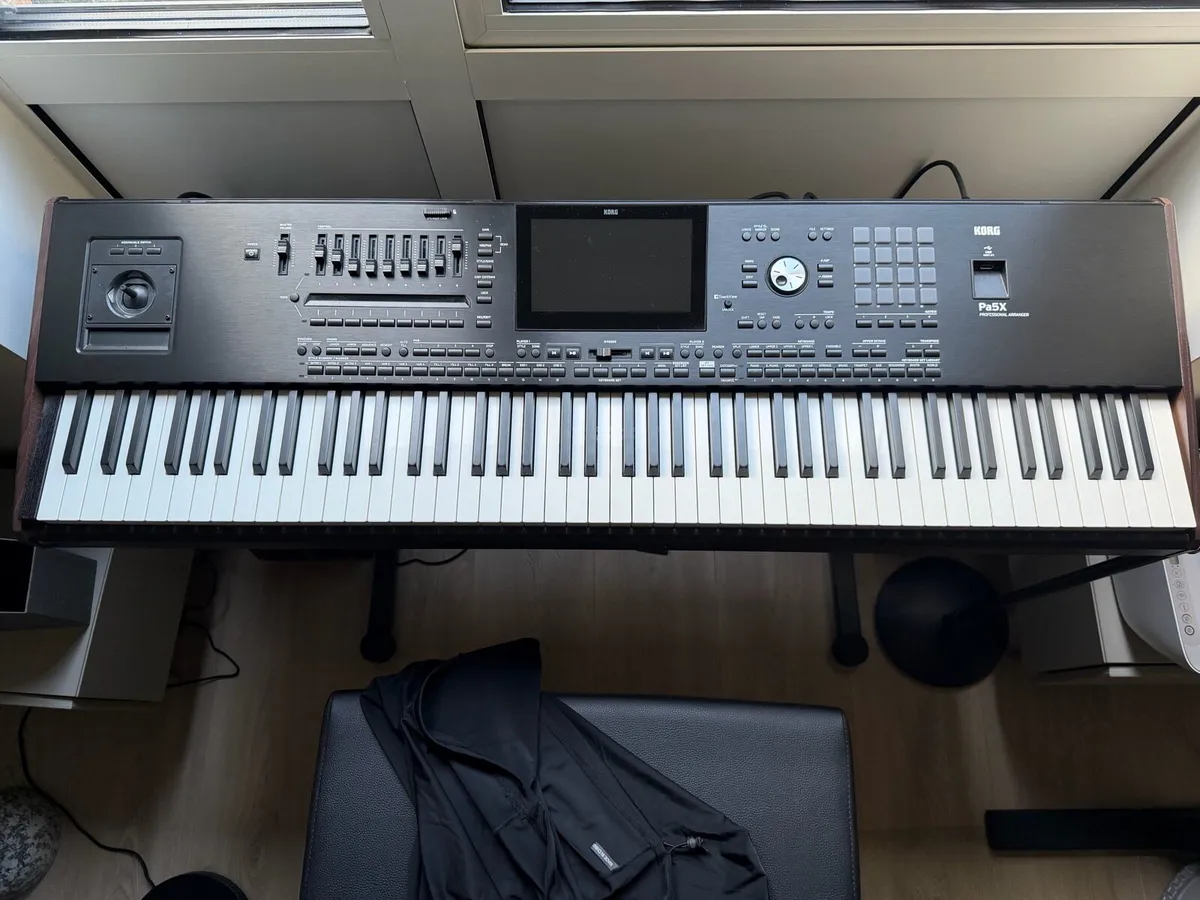 KORG Pa5X 88 (weighted keys) - like new - Image 1