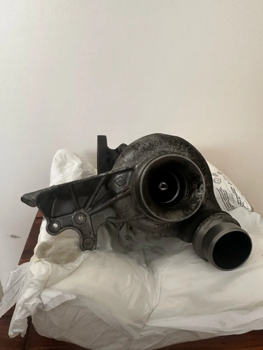 Turbo out of BMW 520D (for reconditioning) - Image 2