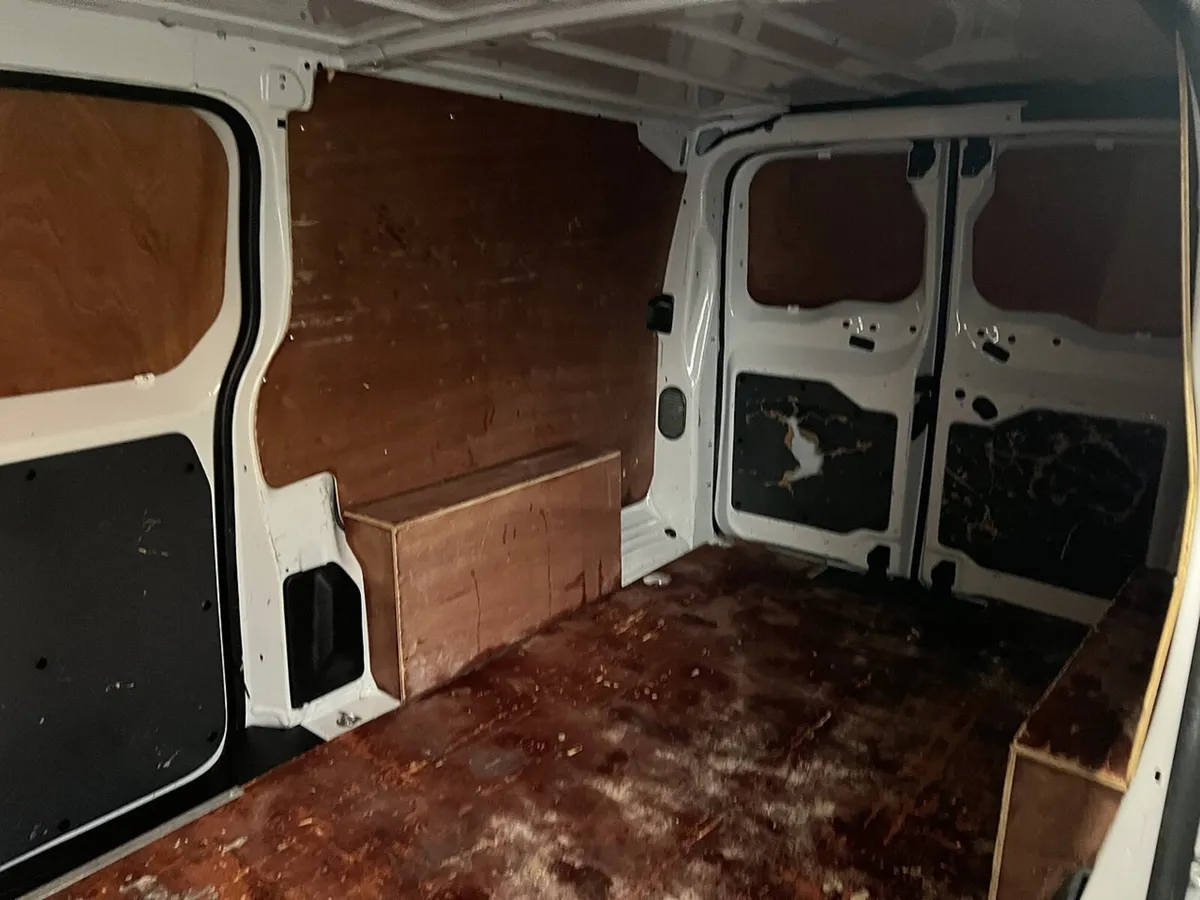 2022 Vauxhall Vivaro Panel Van - Image 3