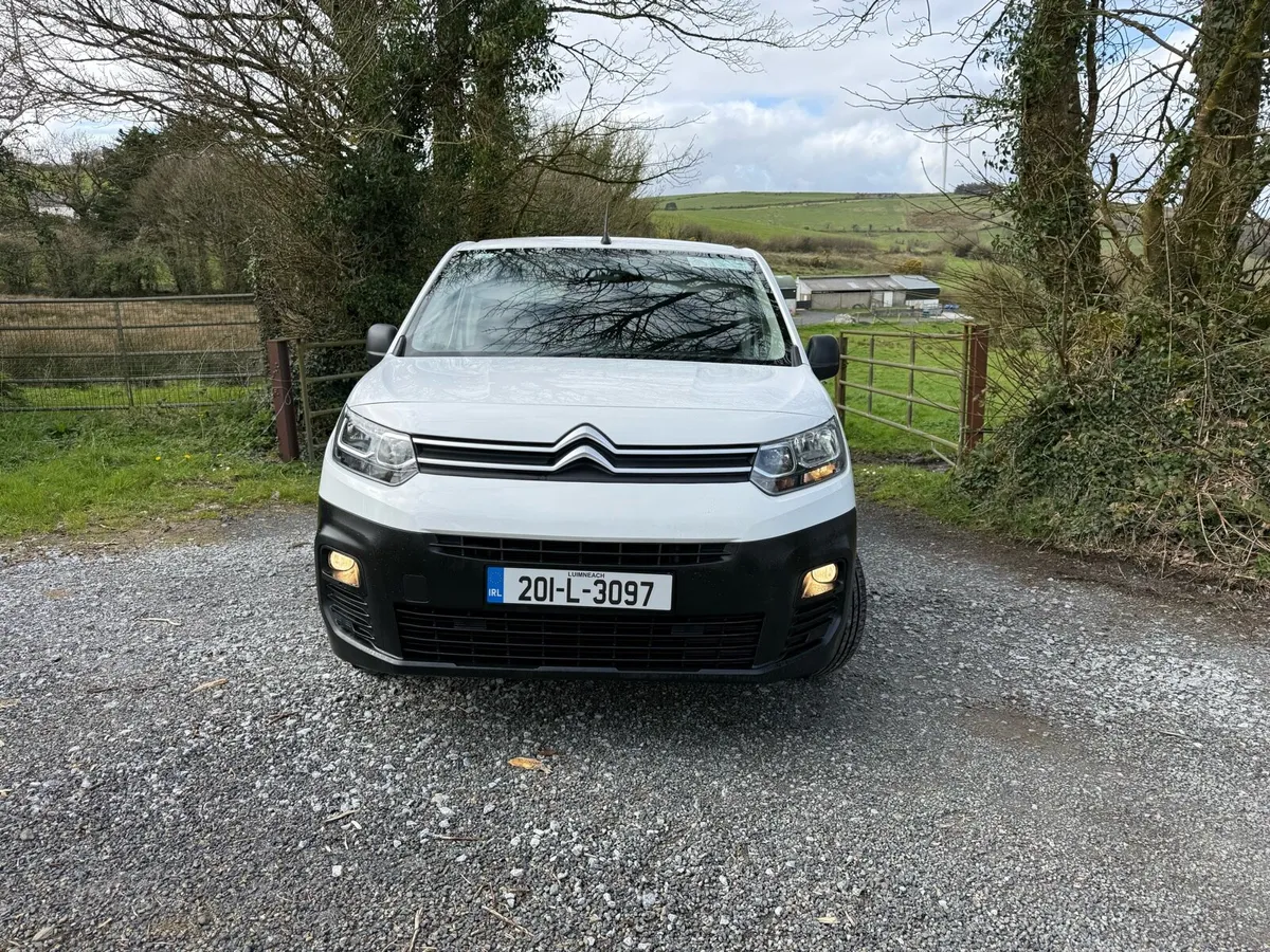 Citroen berlingo en prise - Image 2