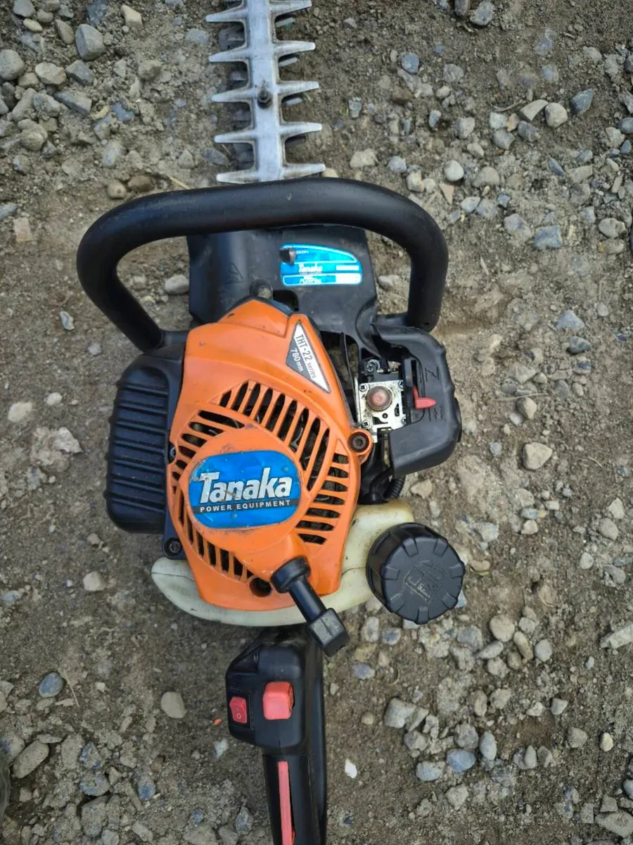 Tanaka THT 22 head trimmer, hedge cutter - Image 3