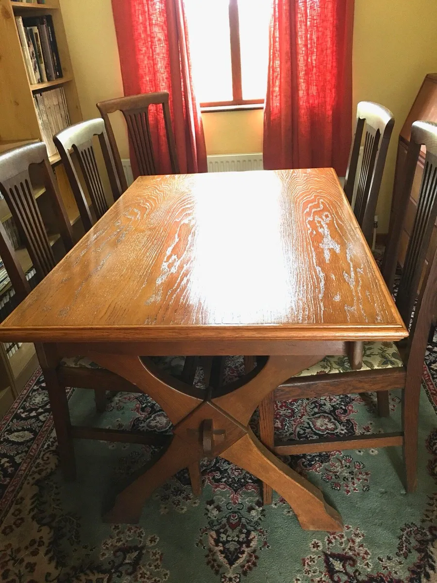 Dining Table and chairs - Image 1