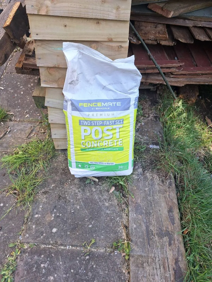 Garden Fencing - Image 4