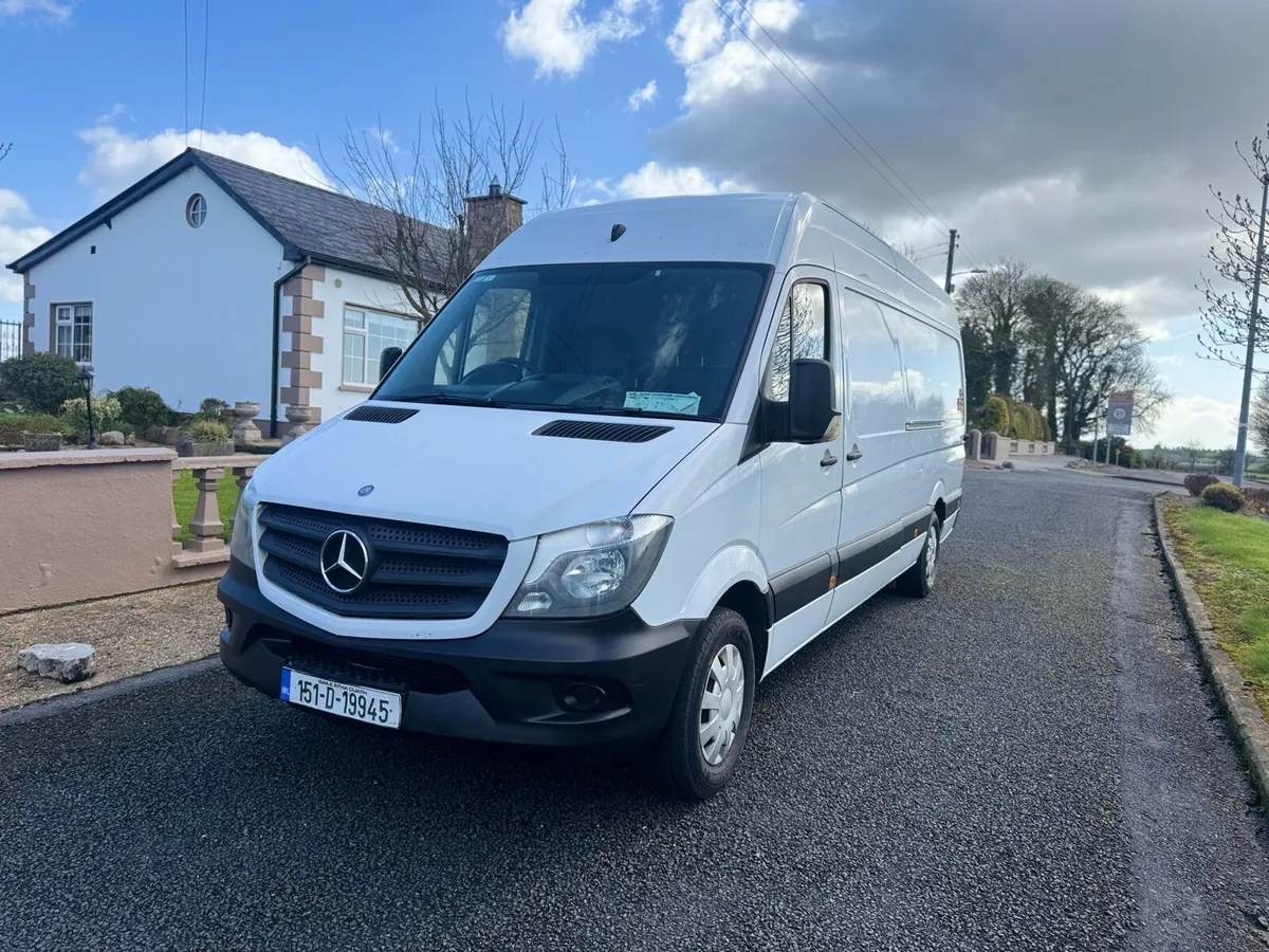 Mercedes sprinter Tail Lift - Image 2