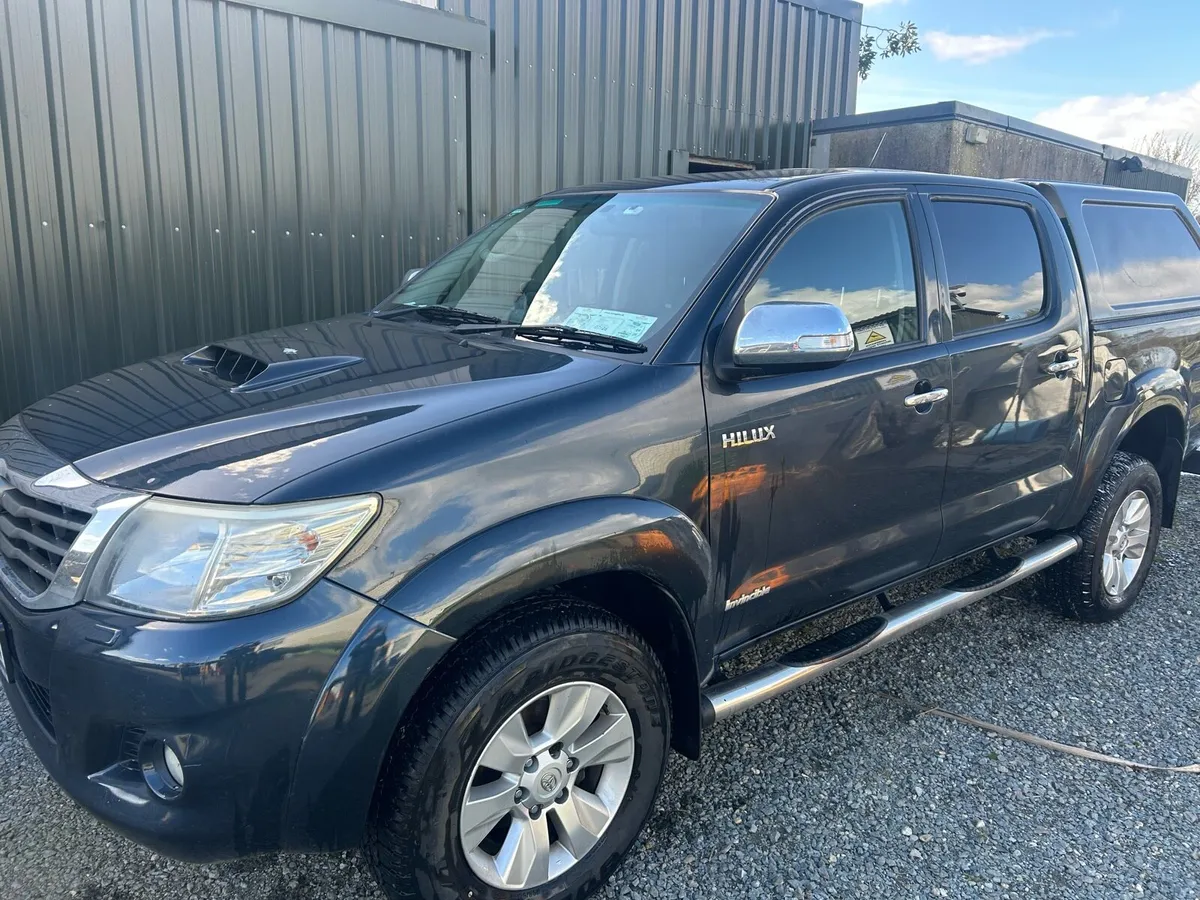 Toyota hilux - Image 2