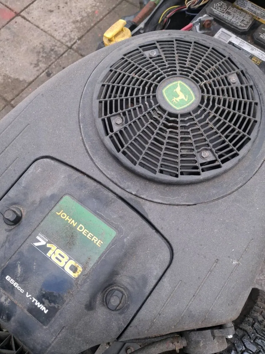 John deere x155r  lawnmower 22hp - Image 4