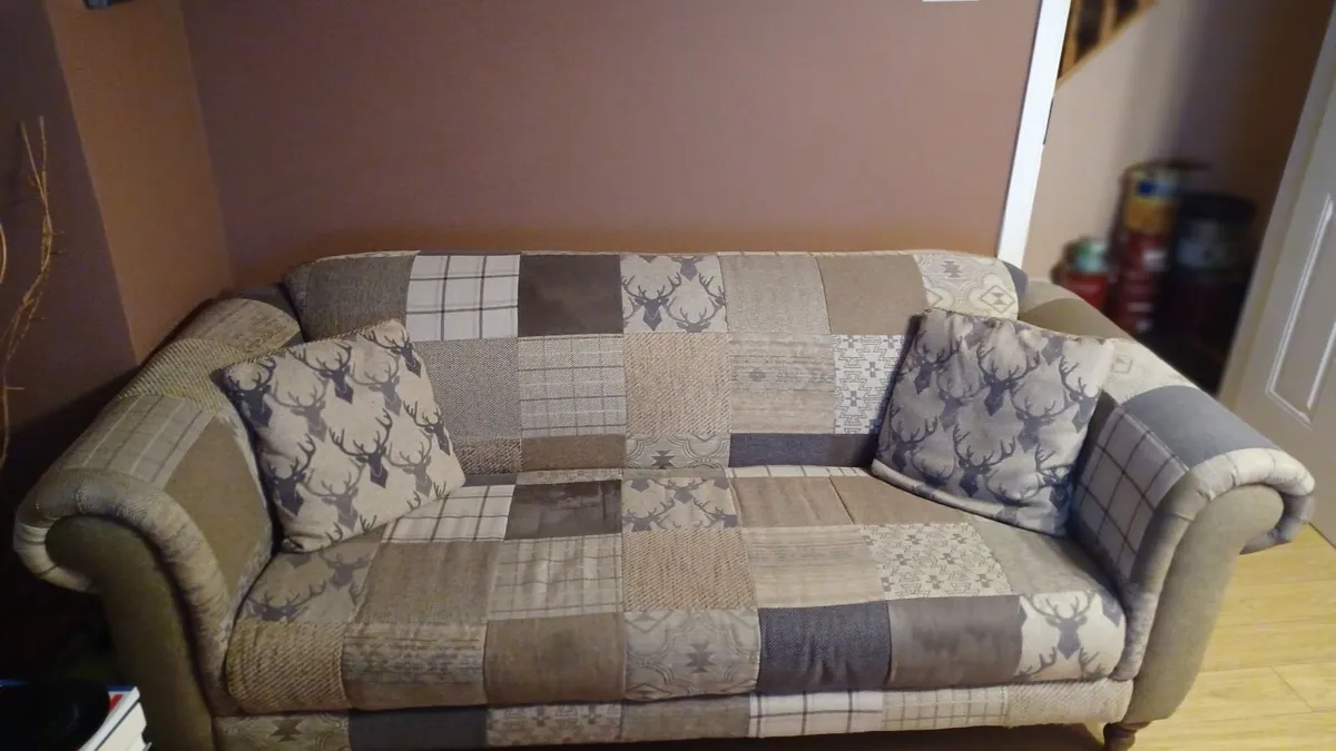 COUCH & ARMCHAIR - Image 3