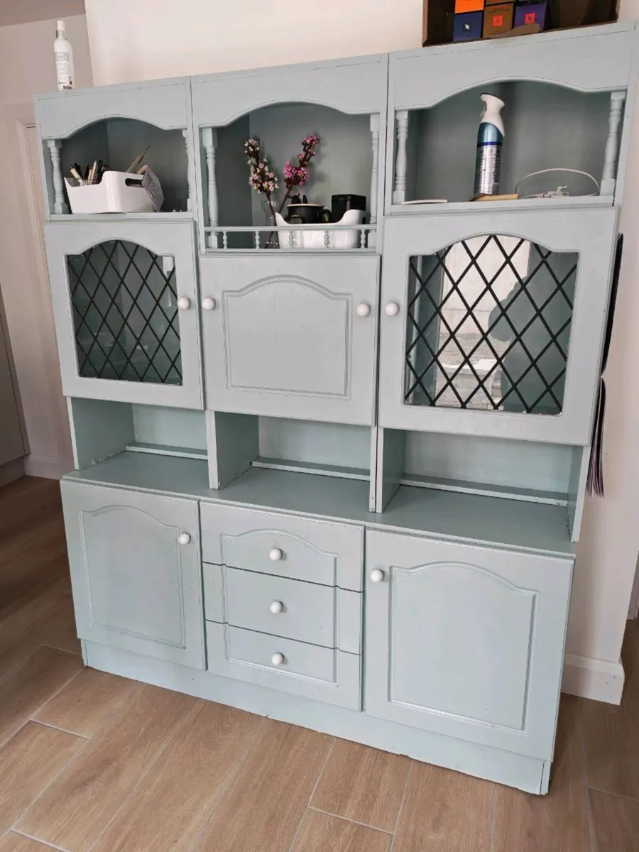 Beautiful kitchen cabinet dresser - Image 1