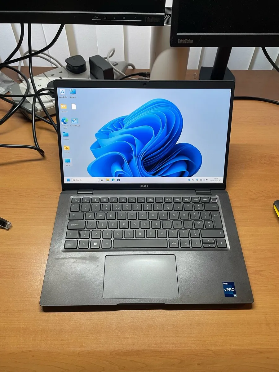 Dell Latitude 7430 i7 pro 16/256 w11 - Image 1
