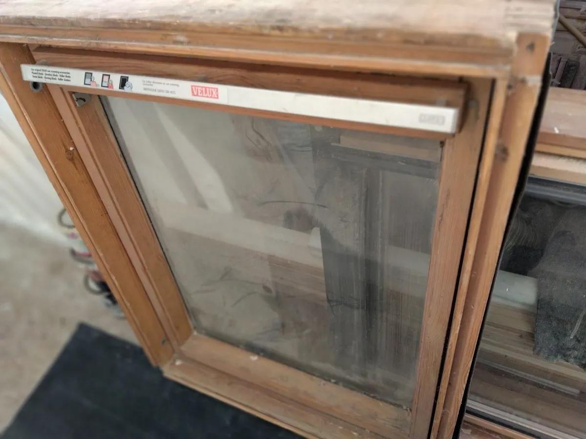 Used velux windows M04 & MK08 - Image 2