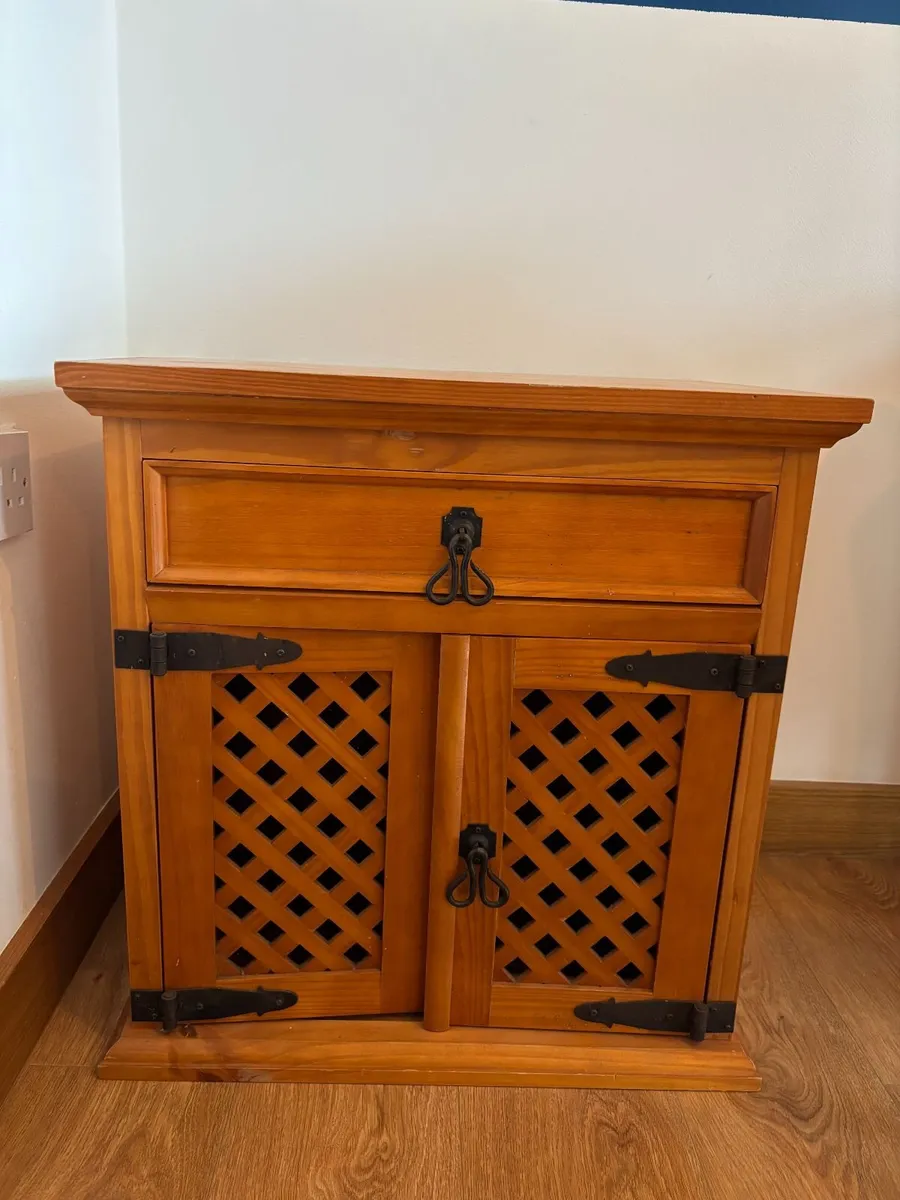 Solid Wooden Cabinet with Drawer & Double Doors