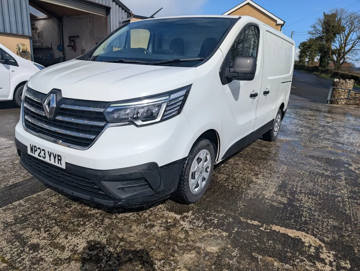 Renault Trafic 2023 - Image 2