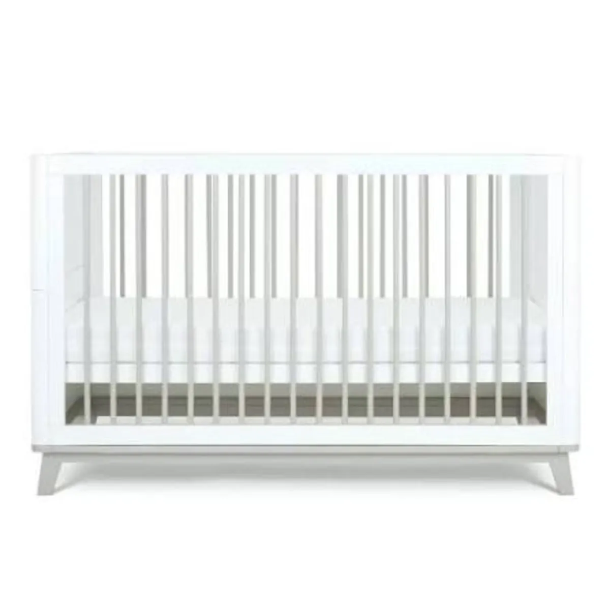 Baby elegance lola cot bed - Image 1