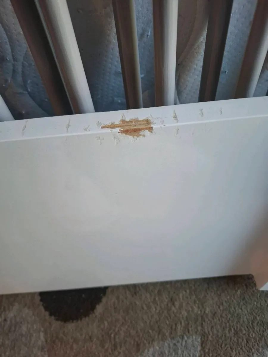 Baby elegance lola cot bed - Image 4