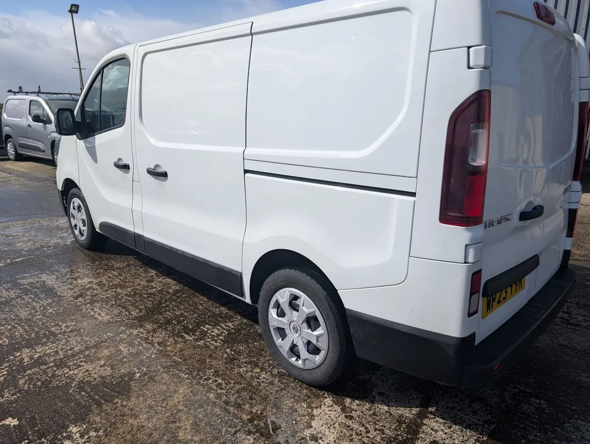 Renault Trafic 2023 - Image 3