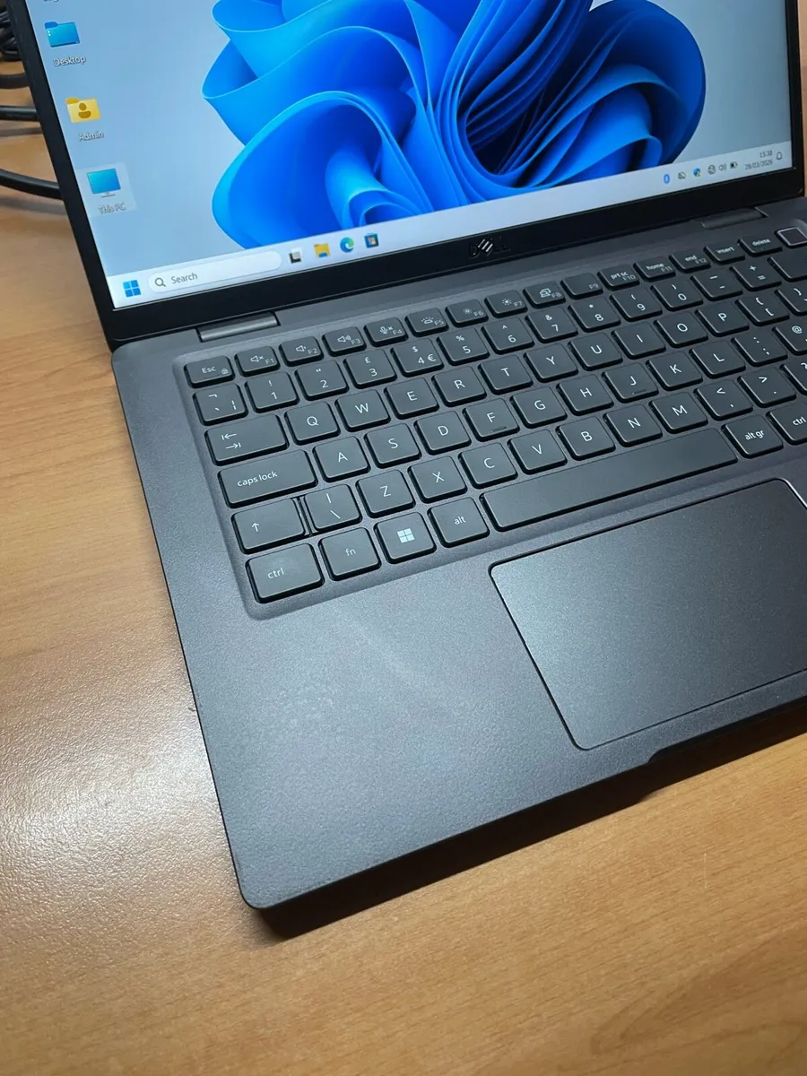 Dell Latitude 7330 i7 pro 16/256 win 11 pro - Image 3