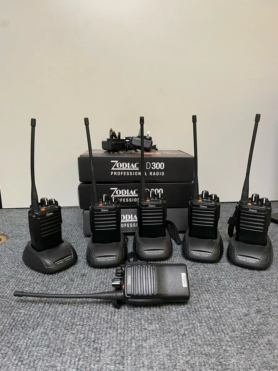 6 x Zodiac 2 way radios - Image 1