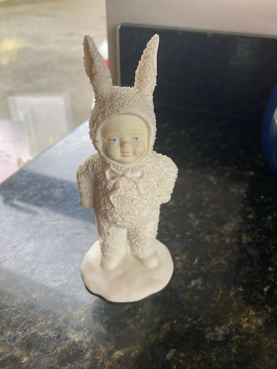 Snow baby Easter Bunny - Image 1