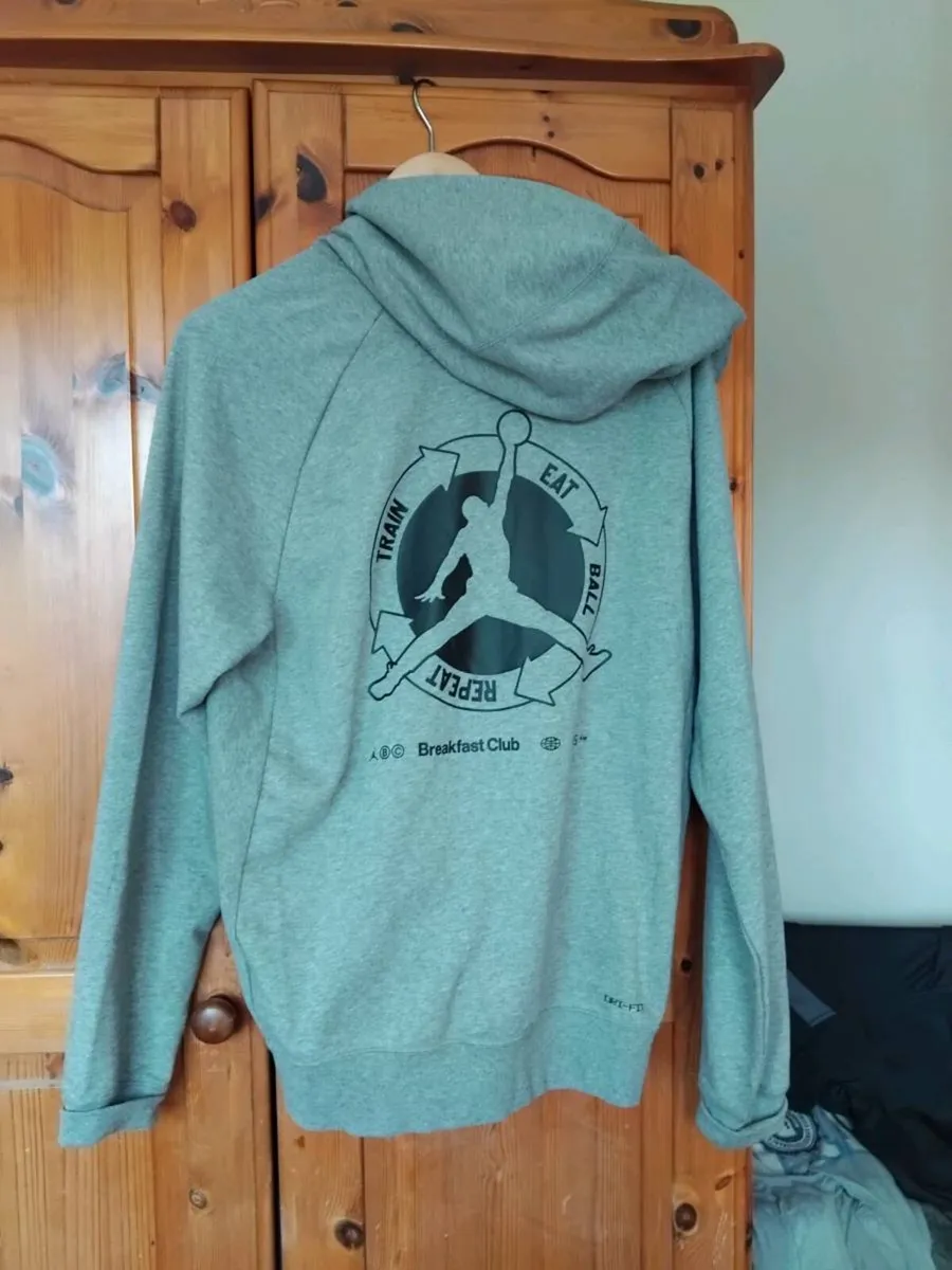 Nike air Jordan hoodie - Image 2
