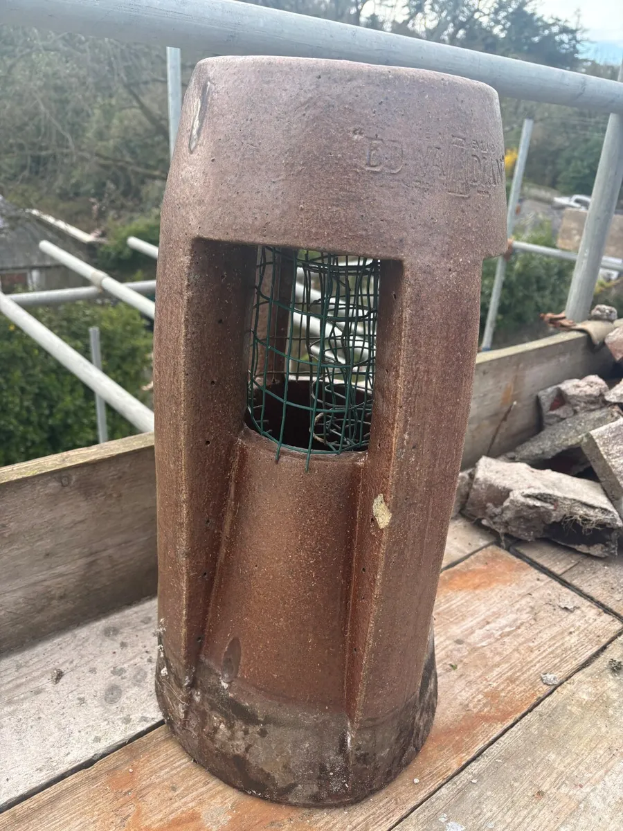 Chimney pots - Image 3