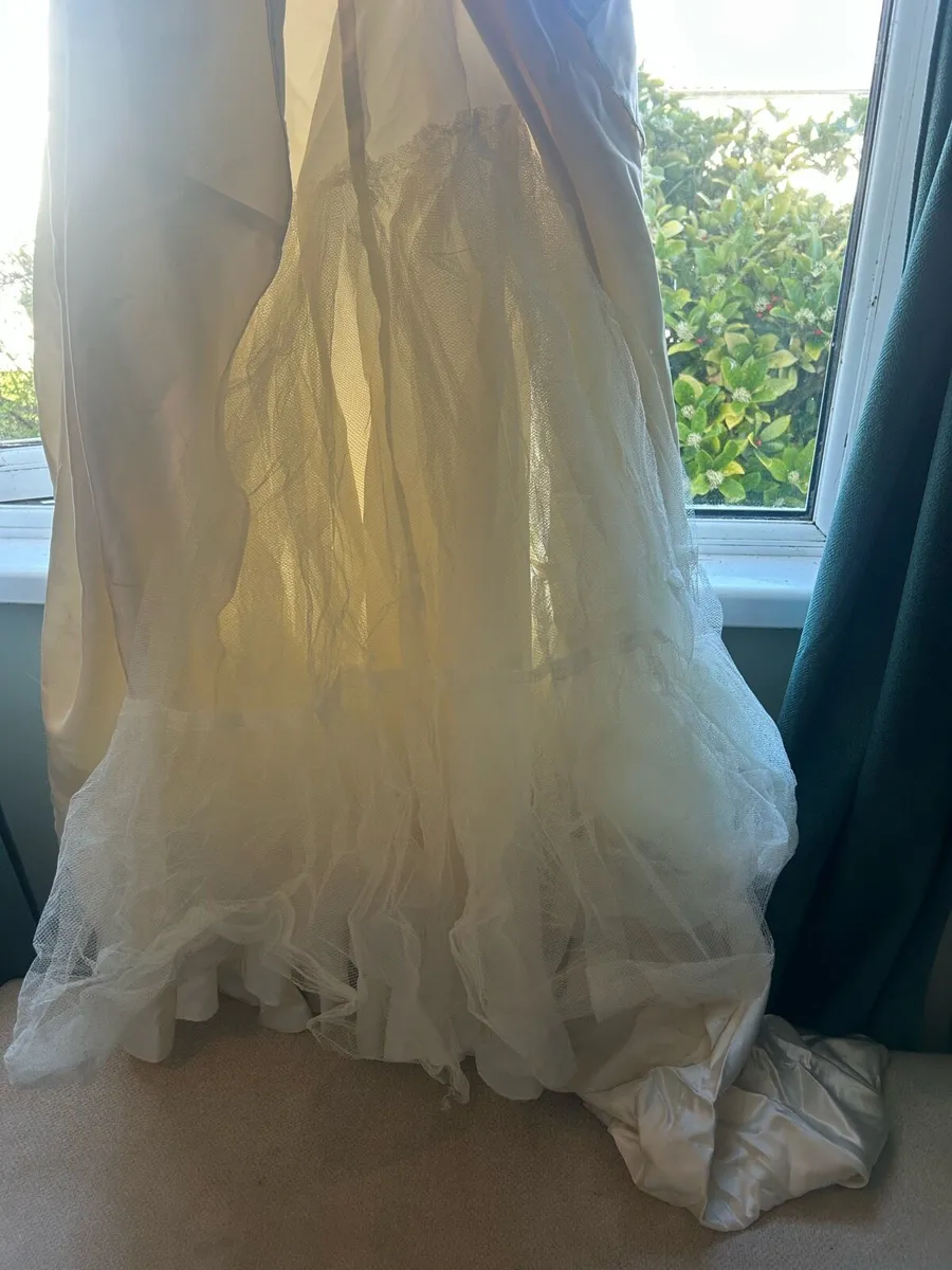 wedding dress - Image 4