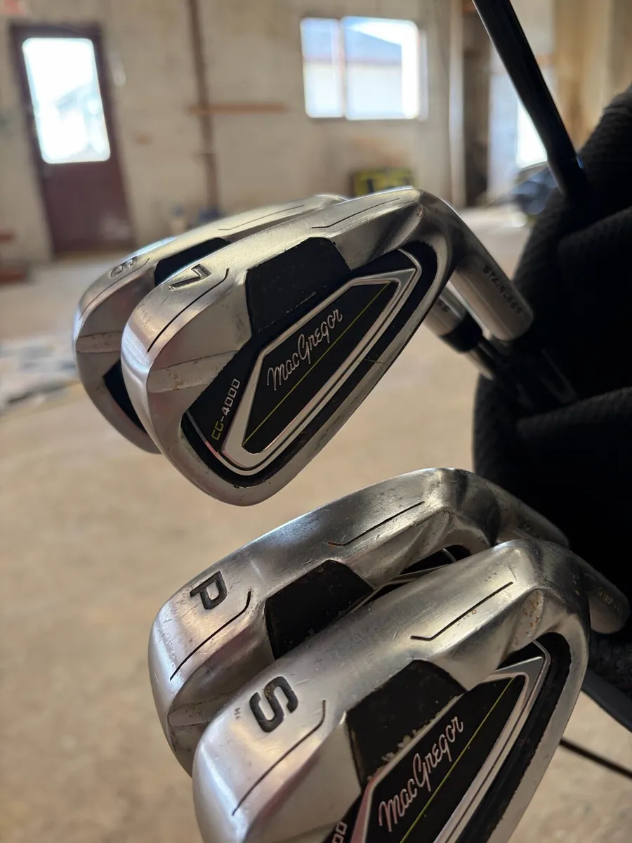 MacGregor CG4000 Right Handed Golf Clubs Set - Image 2