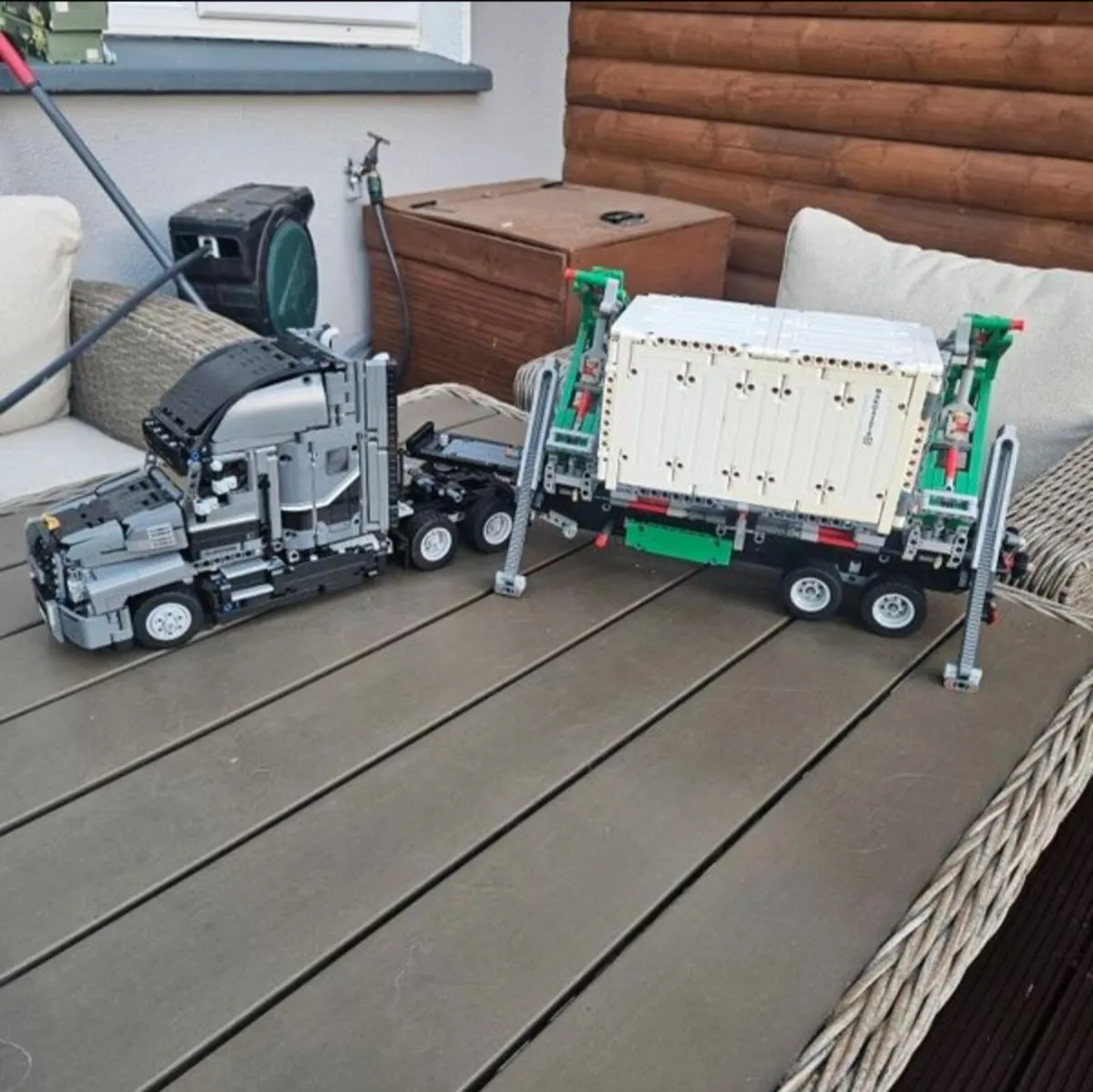 Lego Technic Model No. 42078 - Image 1