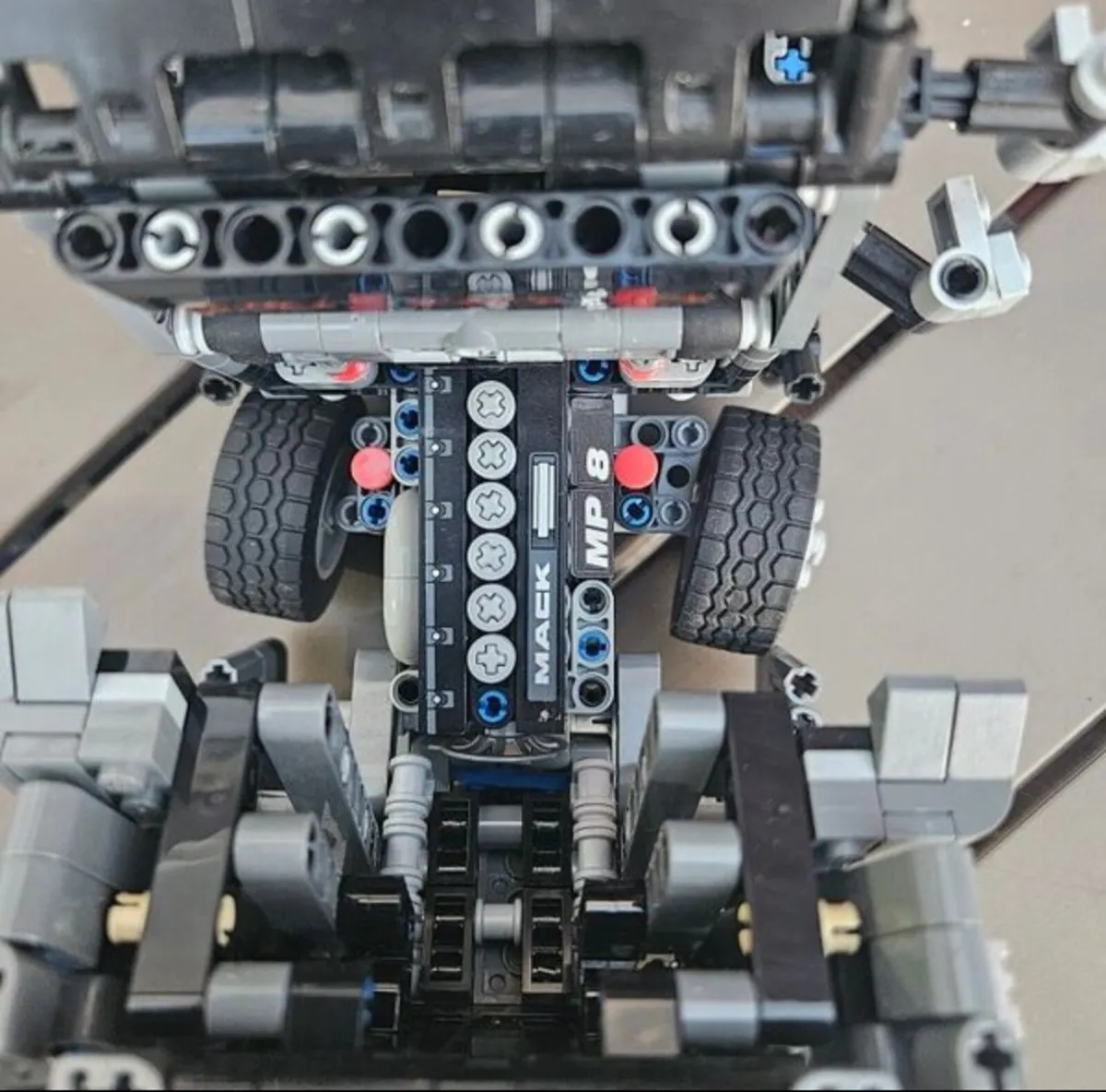 Lego Technic Model No. 42078 - Image 4