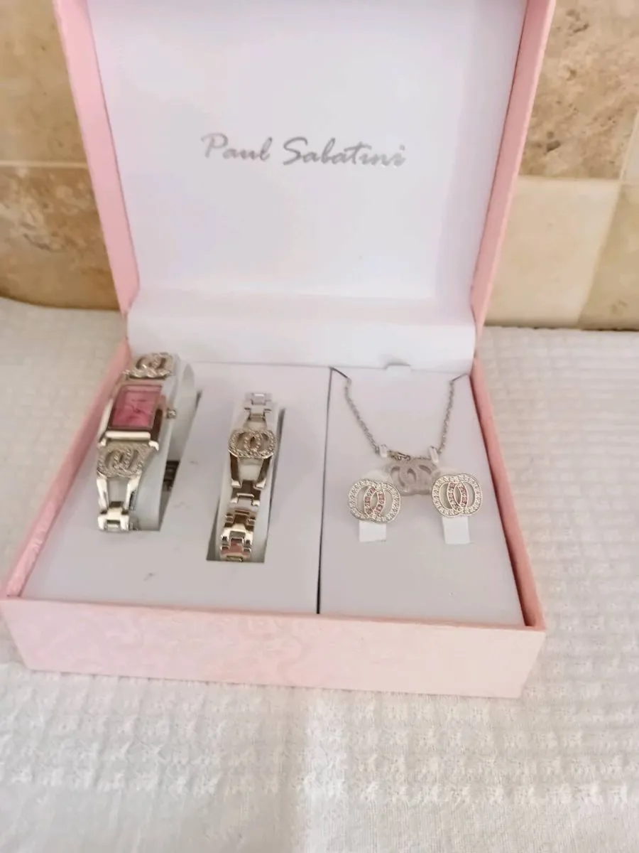 LADIES JEWELLERY SET NEW BOXED - Image 2