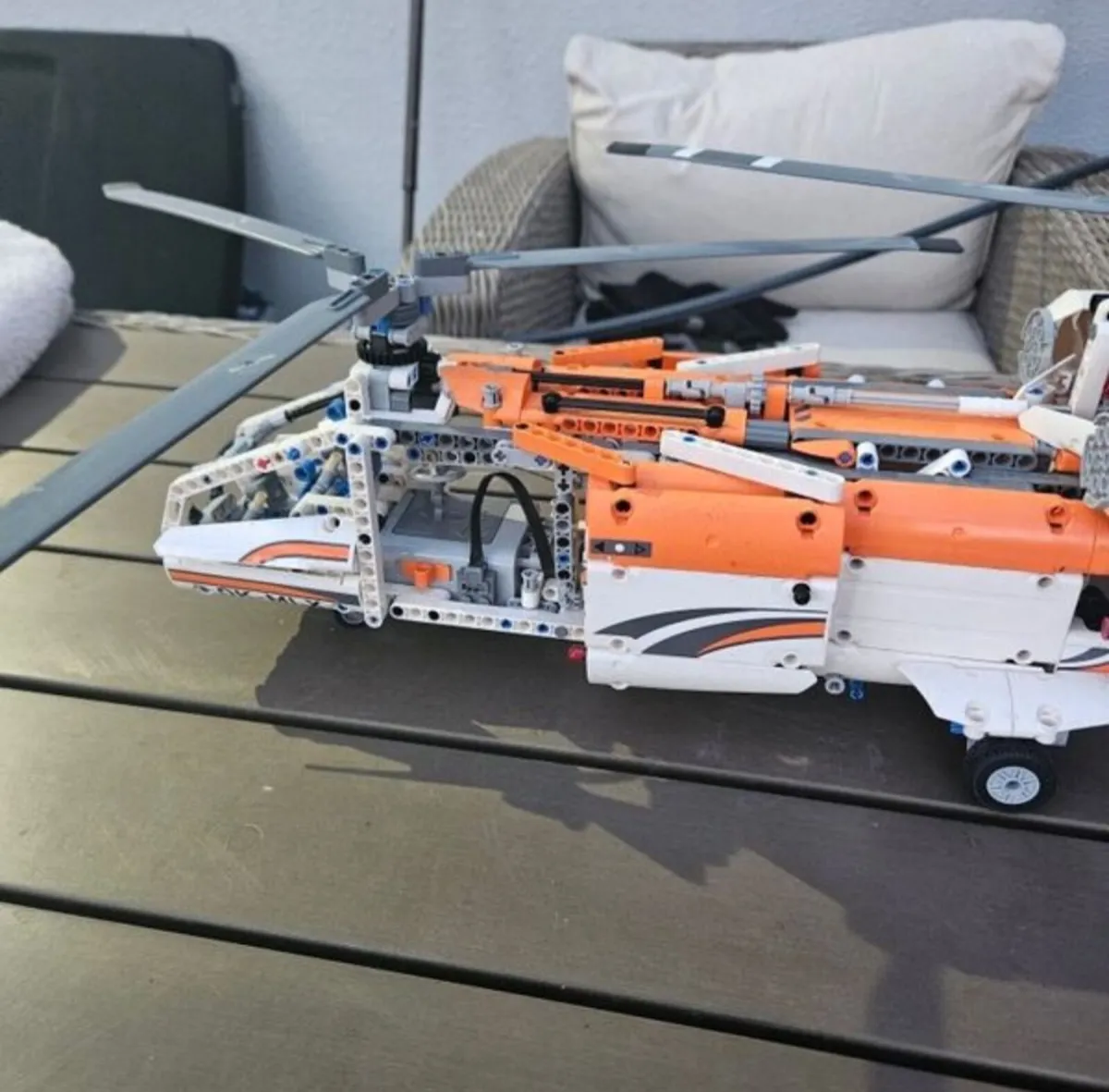 Lego Technic Model No. 42052 - Image 3