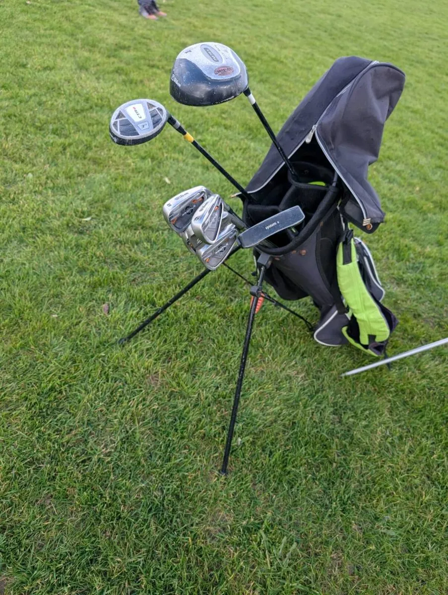 Selection of junior Golf clubs(kids have outgrown) - Image 3